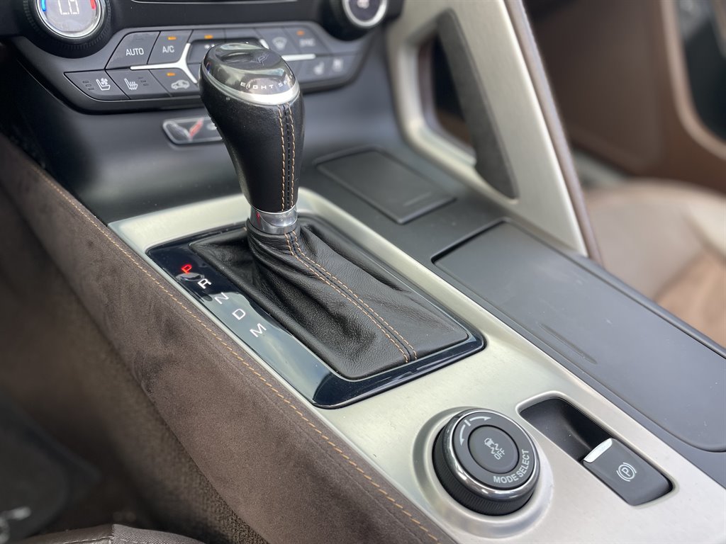2015 Chevrolet Corvette - $45,999