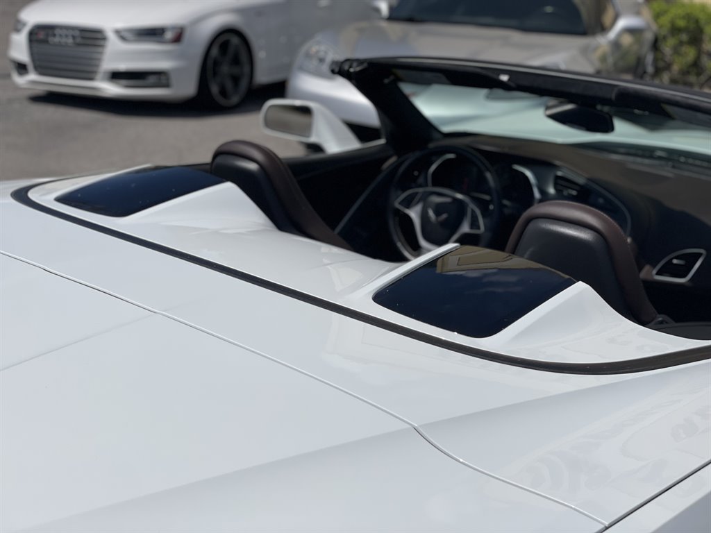 2015 Chevrolet Corvette - $45,999