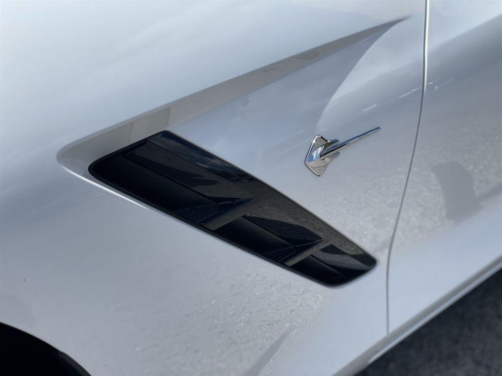 2015 Chevrolet Corvette - $45,999