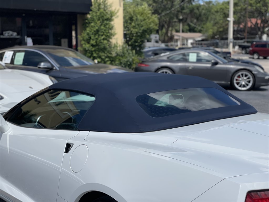 2015 Chevrolet Corvette - $45,999