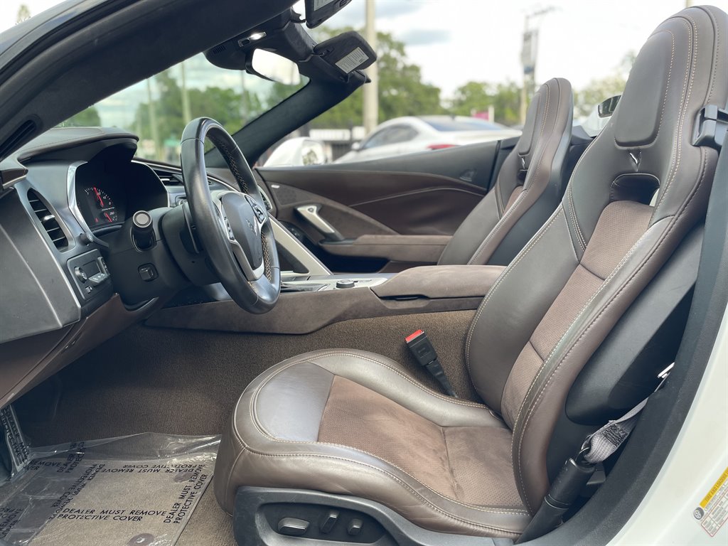 2015 Chevrolet Corvette - $45,999