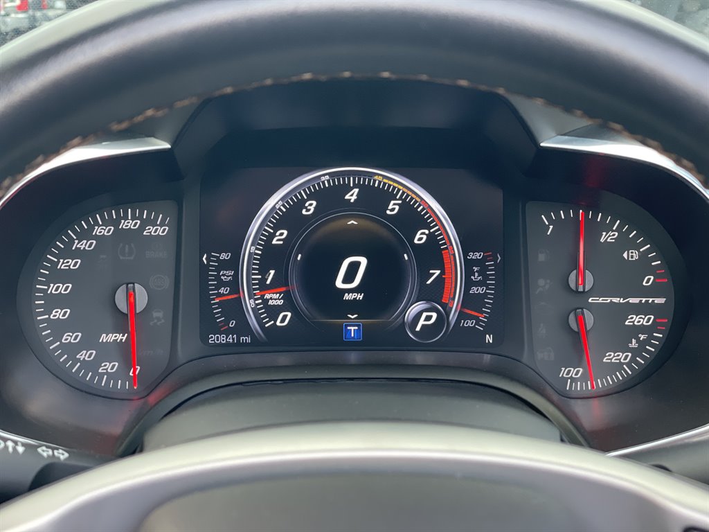 2015 Chevrolet Corvette - $45,999