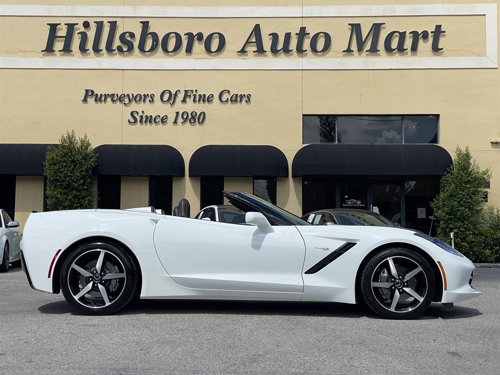 2015 Chevrolet Corvette - $45,999