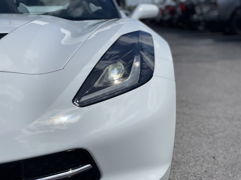 2015 Chevrolet Corvette - $45,999