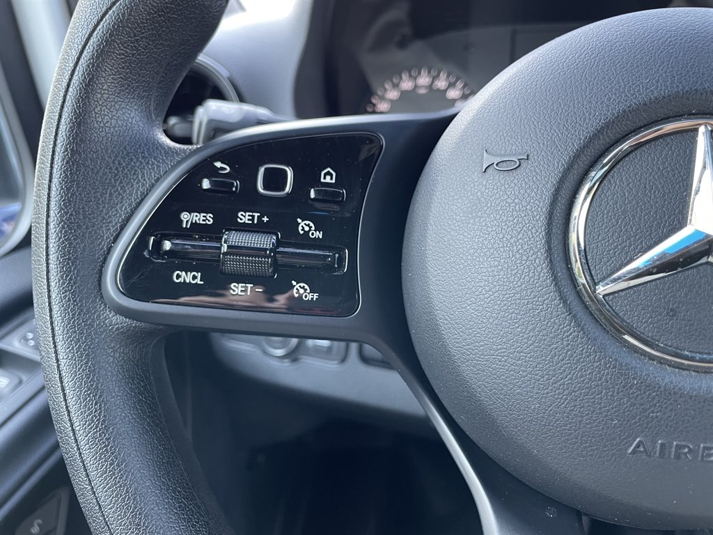 2019 Mercedes-Benz Sprinter 2500 High Roof photo