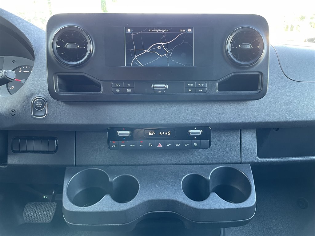2019 Mercedes-Benz Sprinter 2500 High Roof photo