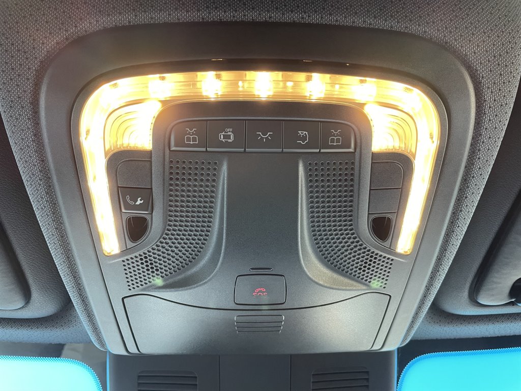 2019 Mercedes-Benz Sprinter 2500 High Roof photo