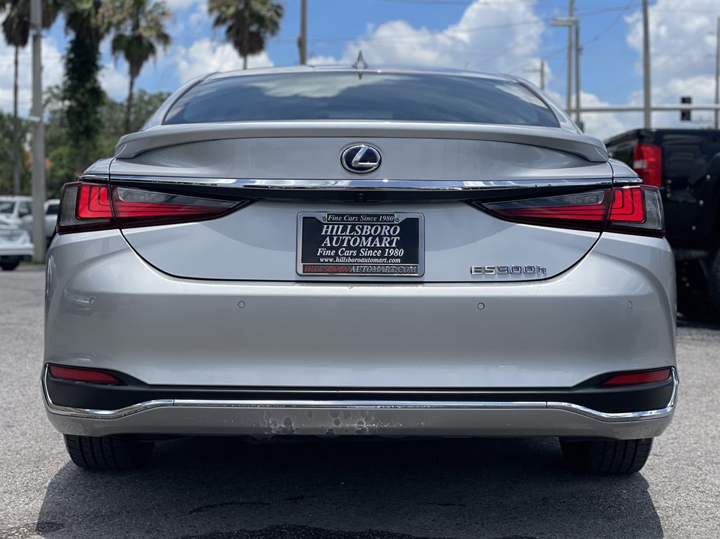2020 Lexus ES - $29,999
