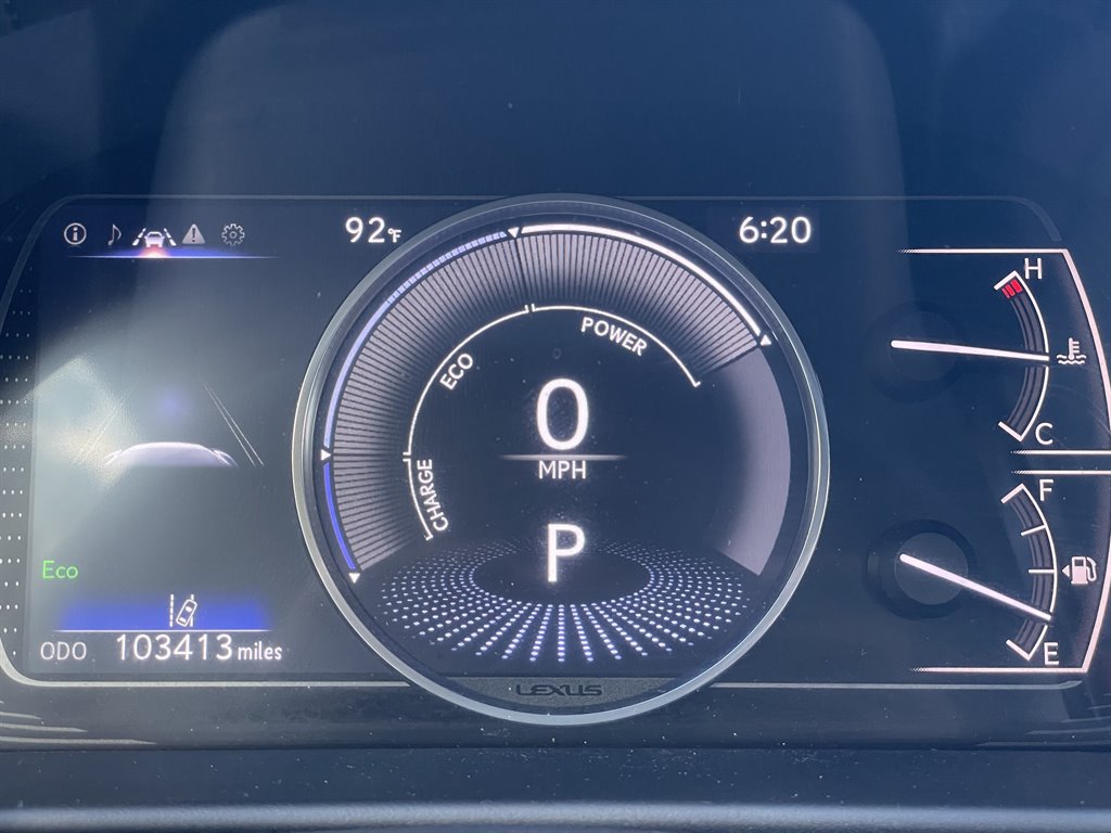 2020 Lexus ES - $29,999