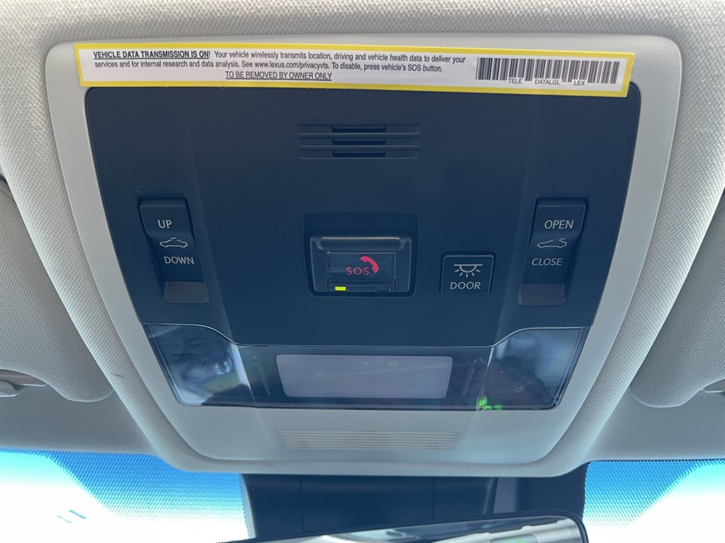 2020 Lexus ES - $29,999