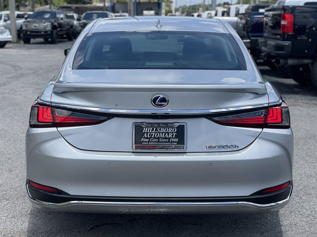 2020 Lexus ES - $29,999