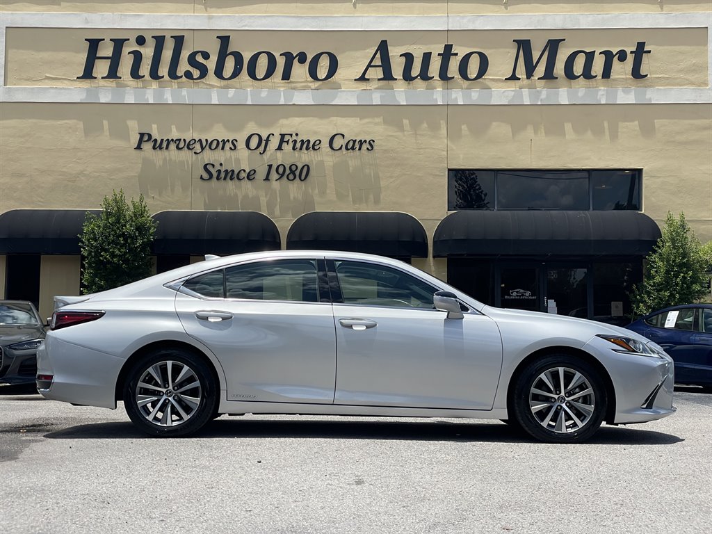 2020 Lexus ES - $29,999