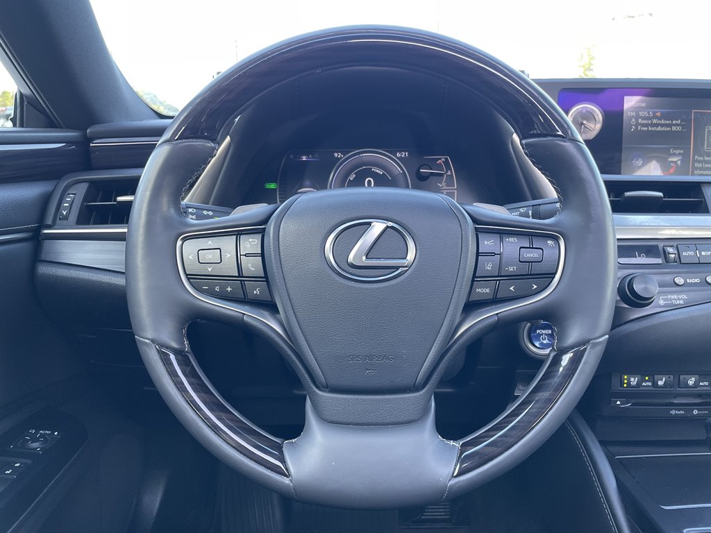 2020 Lexus ES - $29,999