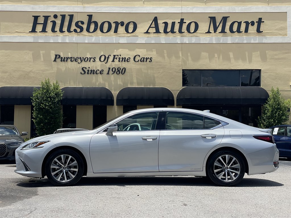 2020 Lexus ES - $29,999