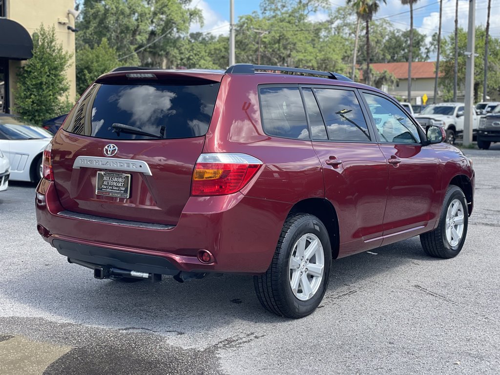 2010 Toyota Highlander - $11,999