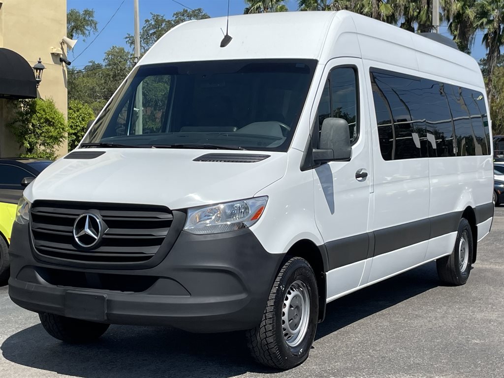 2020 Mercedes-Benz Sprinter 2500 High Roof photo