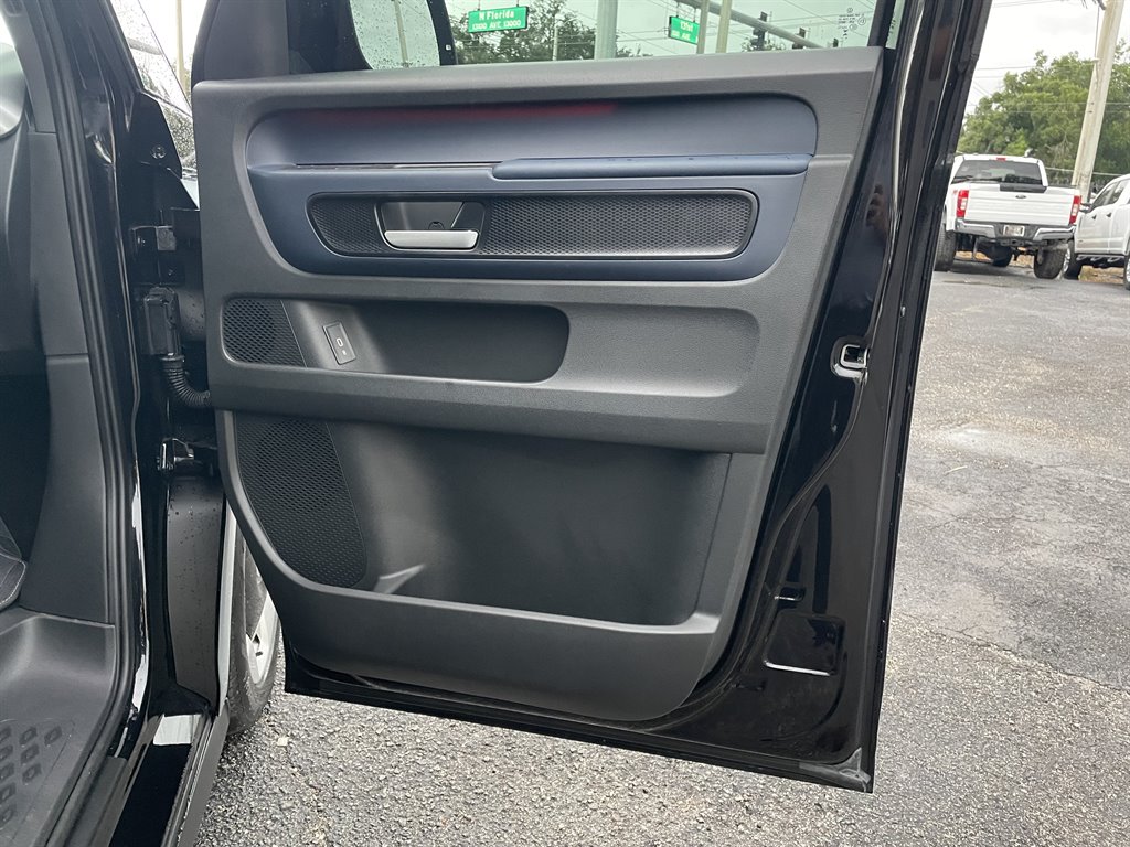 2025 Volkswagen Id. Buzz - $43,999