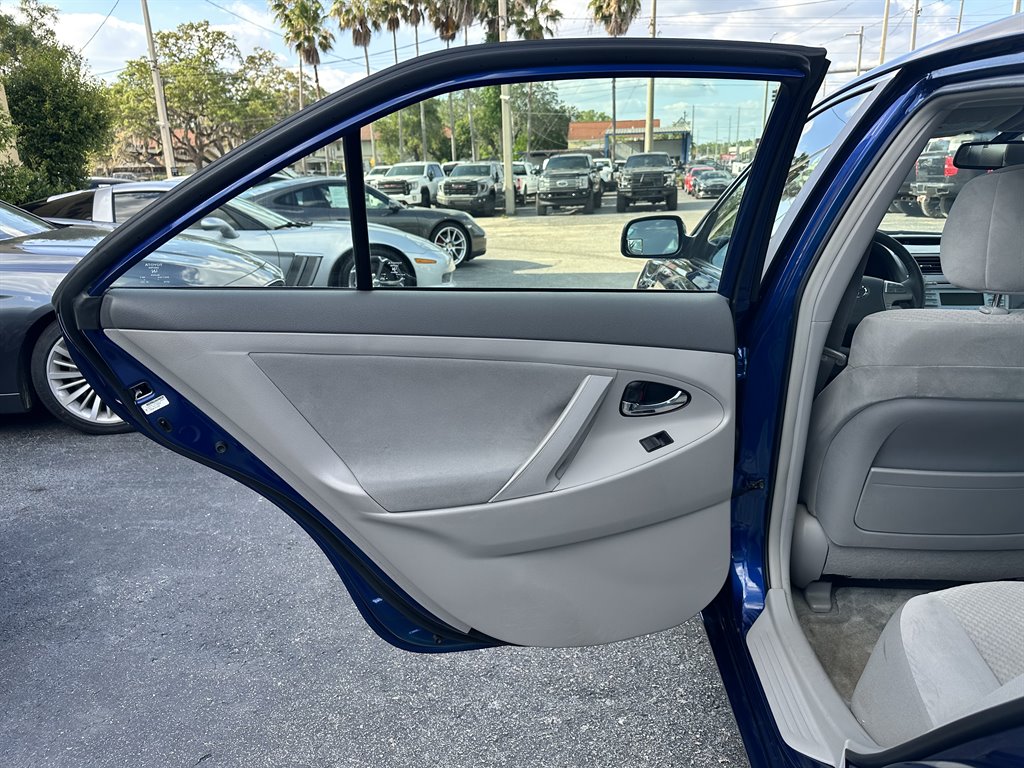 2007 Toyota Camry - $9,999