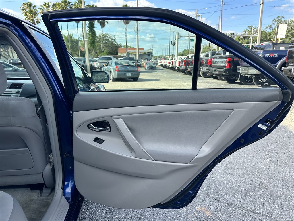 2007 Toyota Camry - $9,999
