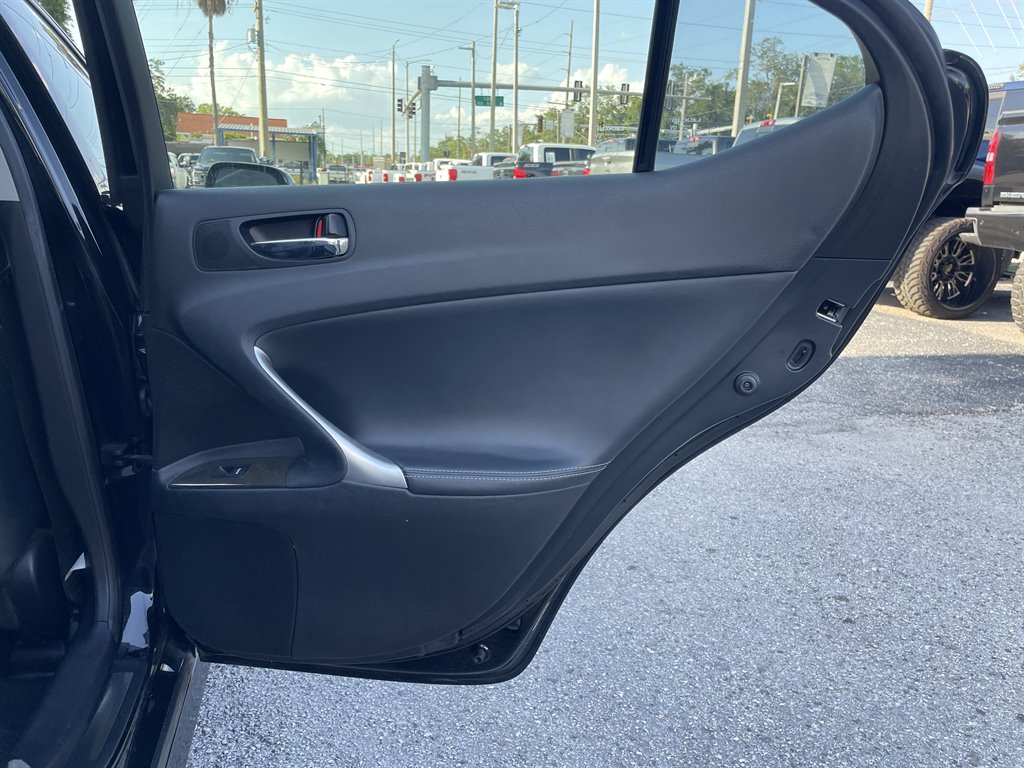 2010 Lexus IS - $8,999