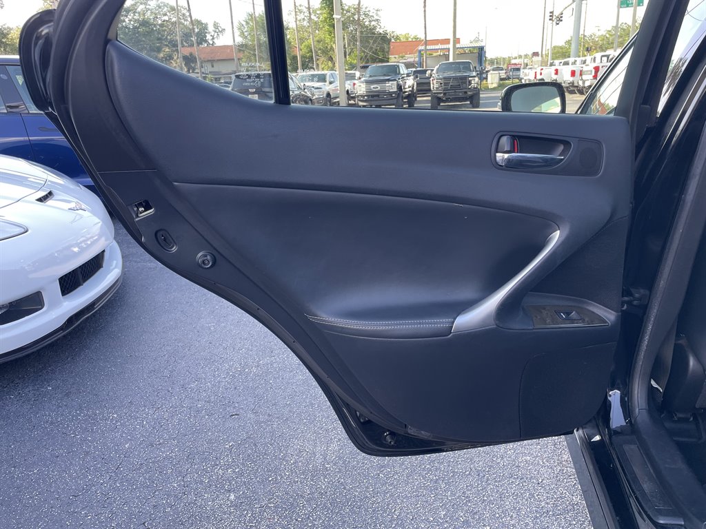 2010 Lexus IS - $8,999