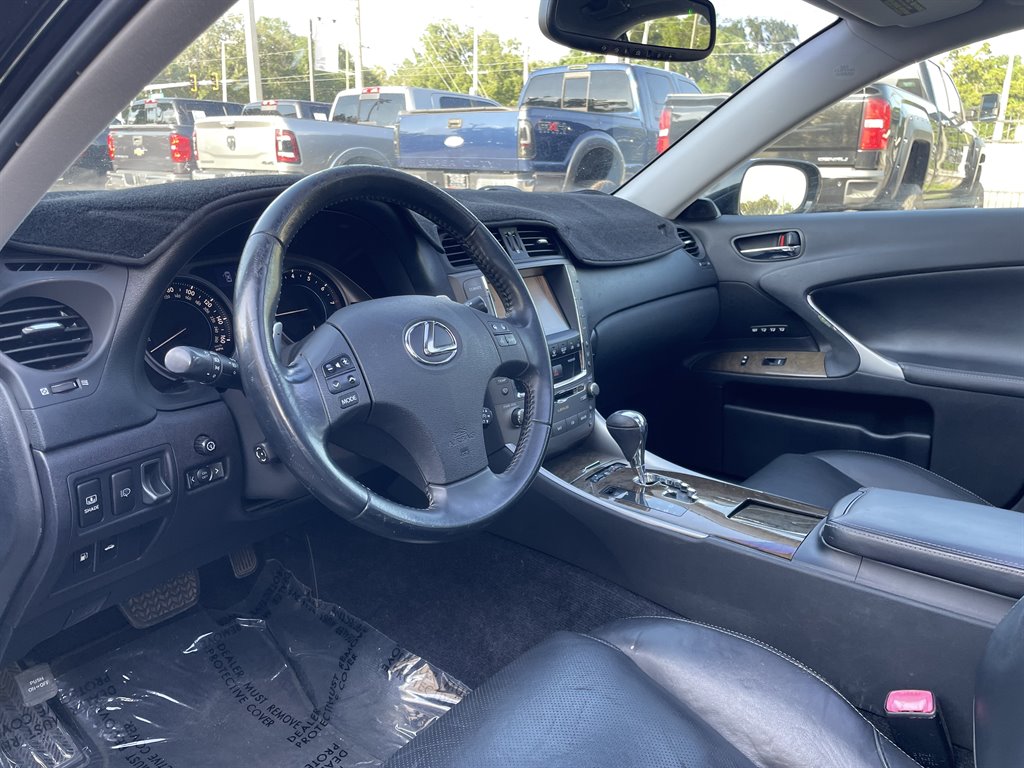 2010 Lexus IS - $8,999
