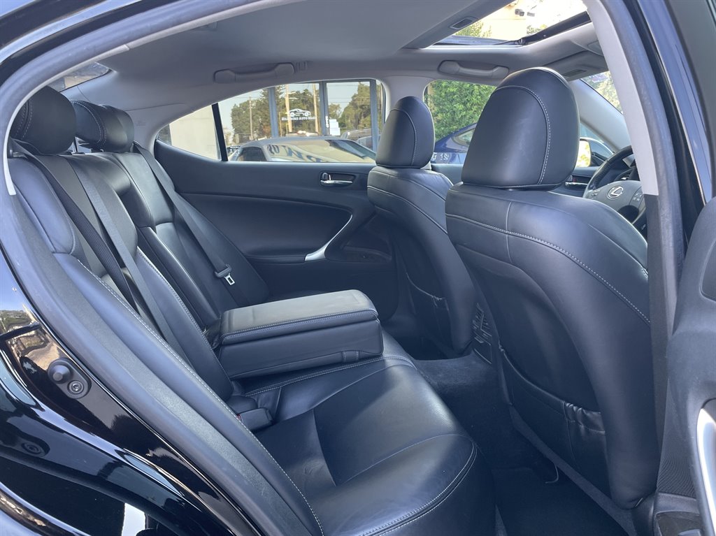 2010 Lexus IS - $8,999