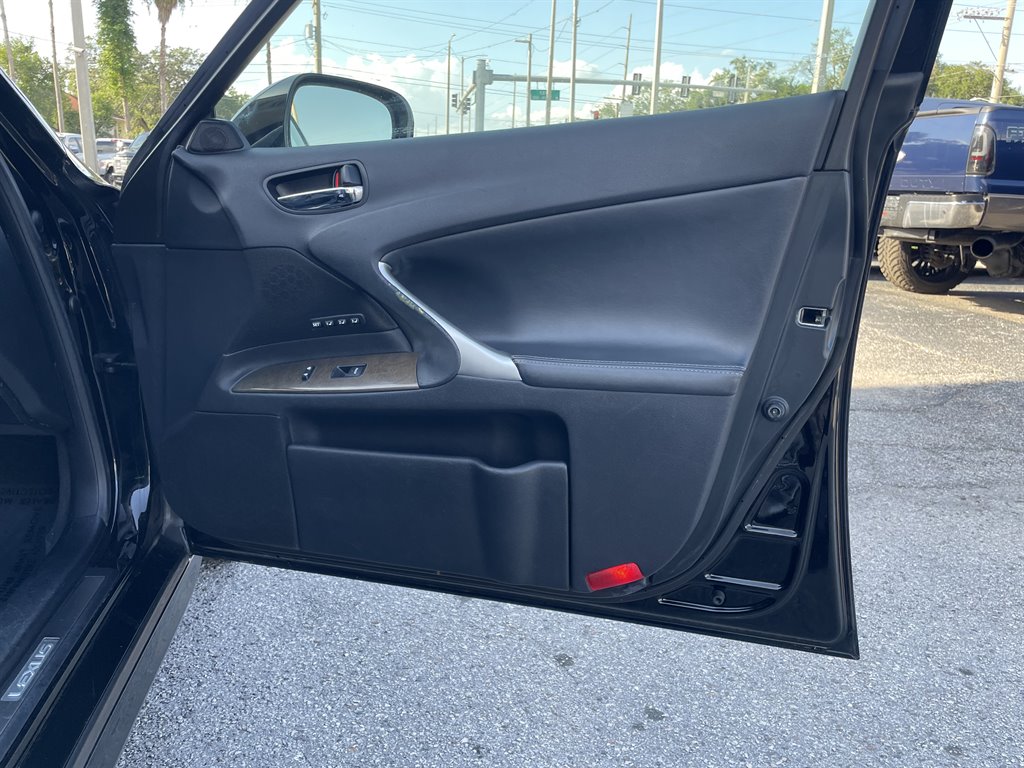 2010 Lexus IS - $8,999