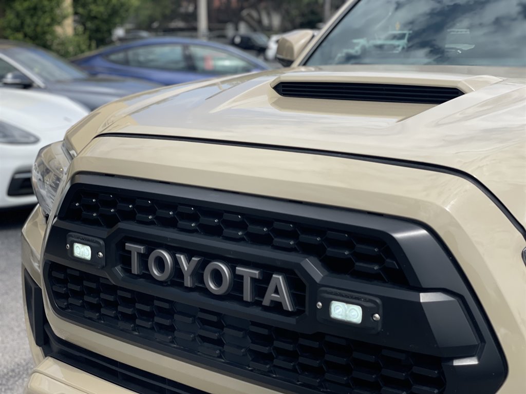 2017 Toyota Tacoma - $24,999