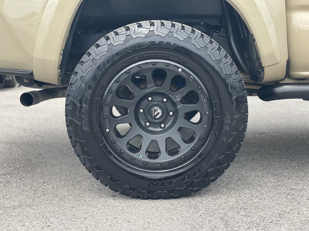2017 Toyota Tacoma - $24,999