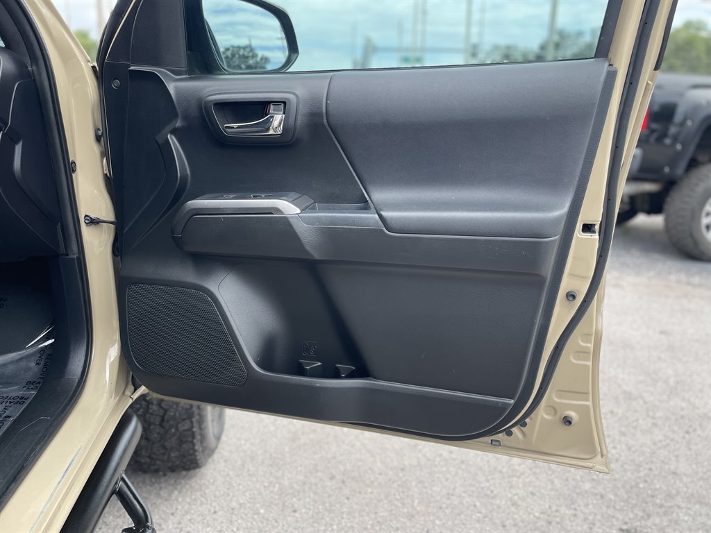 2017 Toyota Tacoma - $24,999