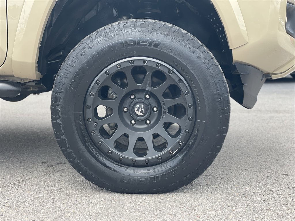 2017 Toyota Tacoma - $24,999