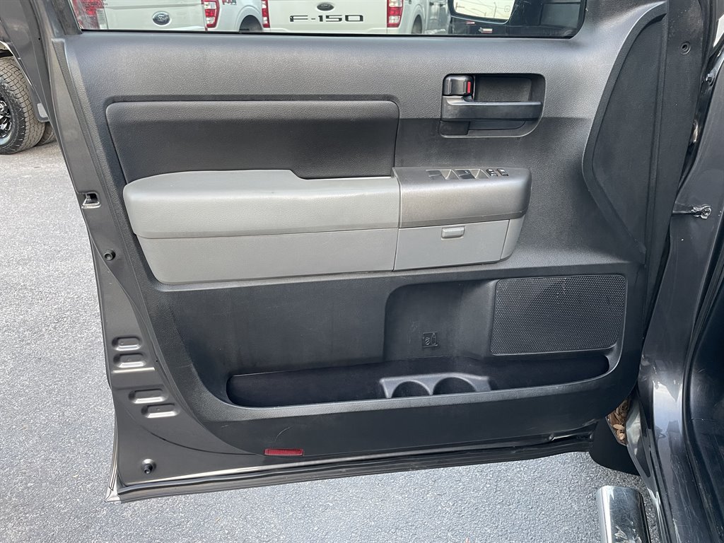 2013 Toyota Tundra Grade photo