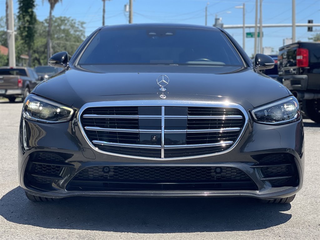 2021 Mercedes-Benz S-class - $59,999