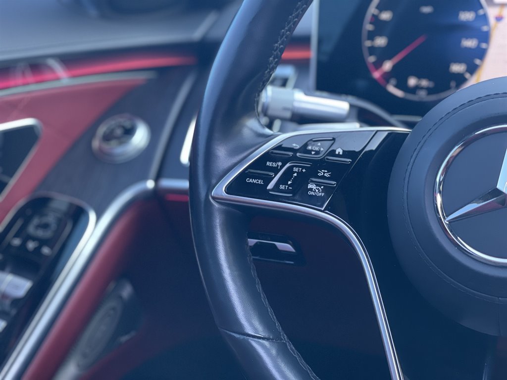 2021 Mercedes-Benz S-class - $59,999