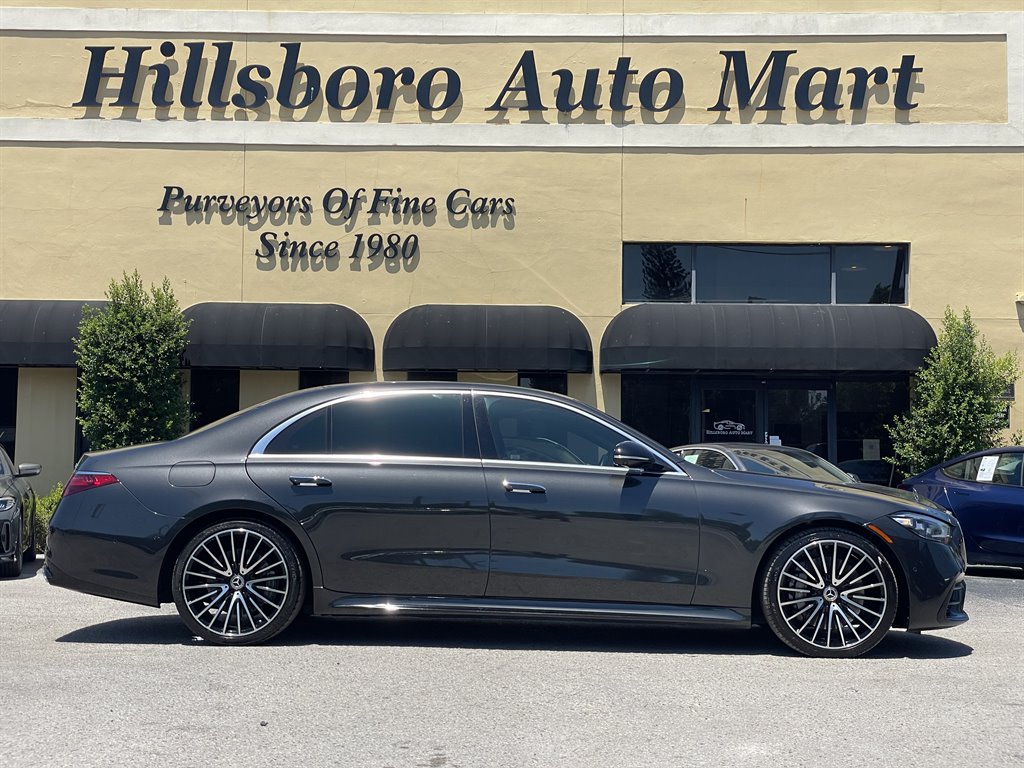 2021 Mercedes-Benz S-class - $59,999