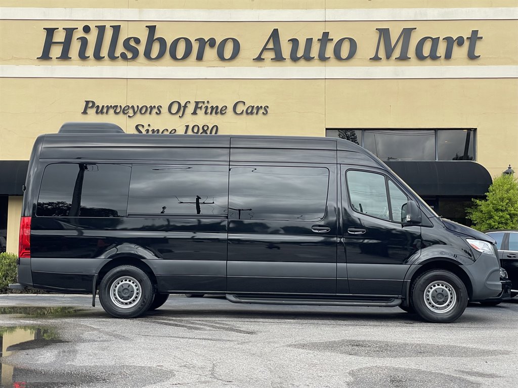 2021 Mercedes-Benz Sprinter 2500 High Roof photo