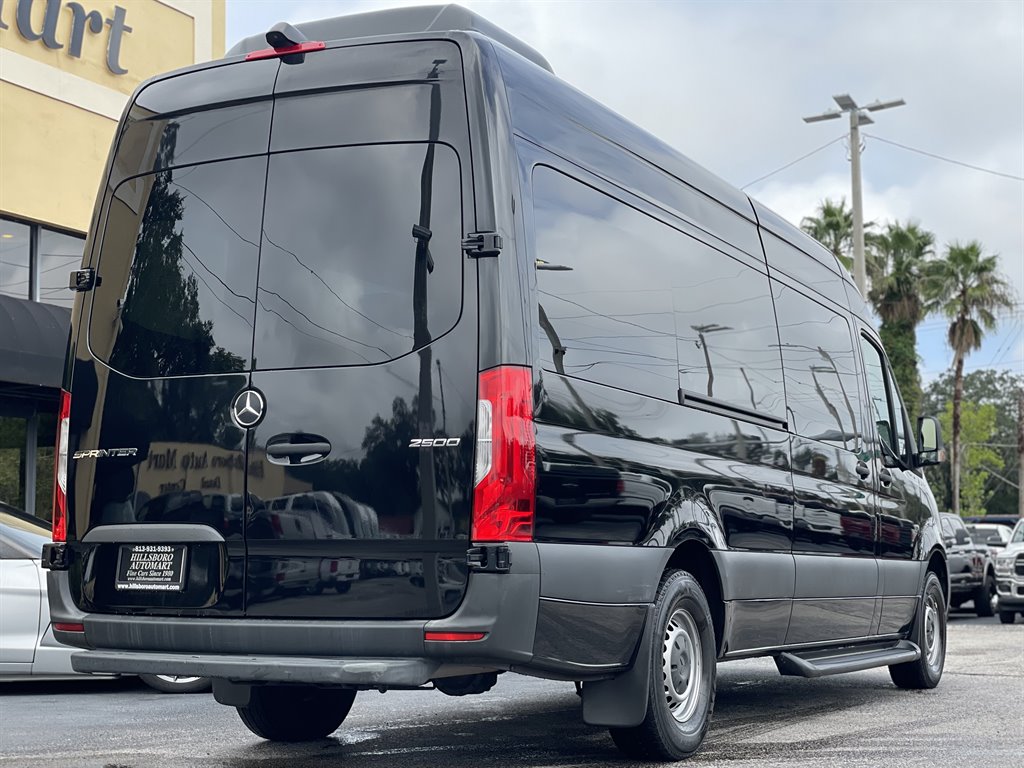 2021 Mercedes-Benz Sprinter 2500 High Roof photo