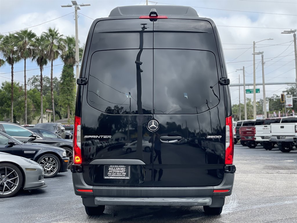 2021 Mercedes-Benz Sprinter 2500 High Roof photo