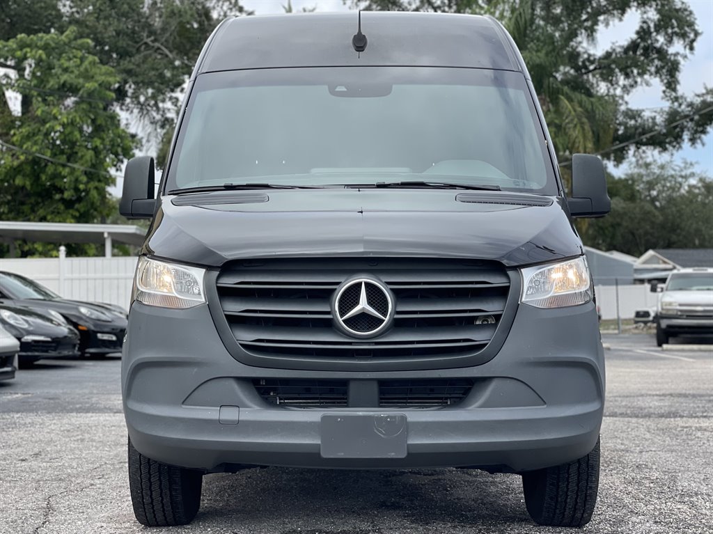 2021 Mercedes-Benz Sprinter 2500 High Roof photo