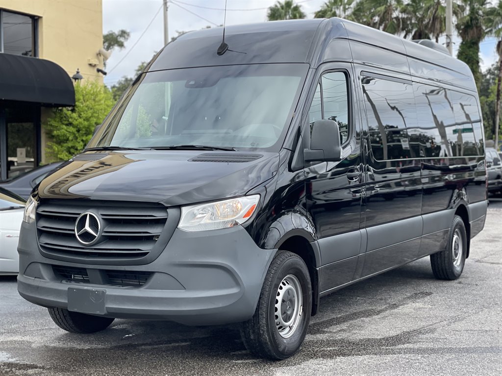 2021 Mercedes-Benz Sprinter 2500 High Roof photo
