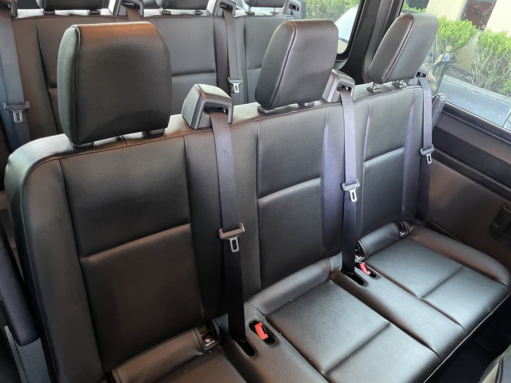 2021 Mercedes-Benz Sprinter 2500 High Roof photo