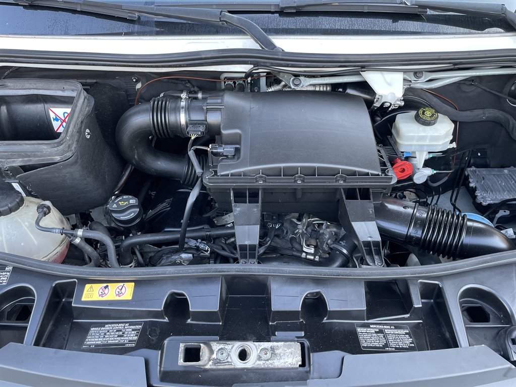 2021 Mercedes-Benz Sprinter 2500 High Roof photo