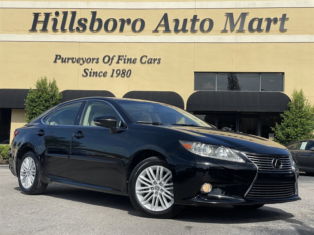 2013 Lexus ES - $10,999
