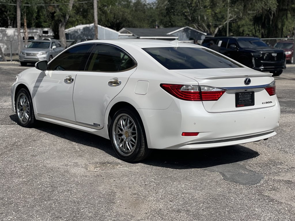 2015 Lexus ES - $11,999