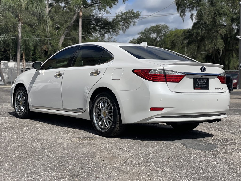 2015 Lexus ES - $11,999