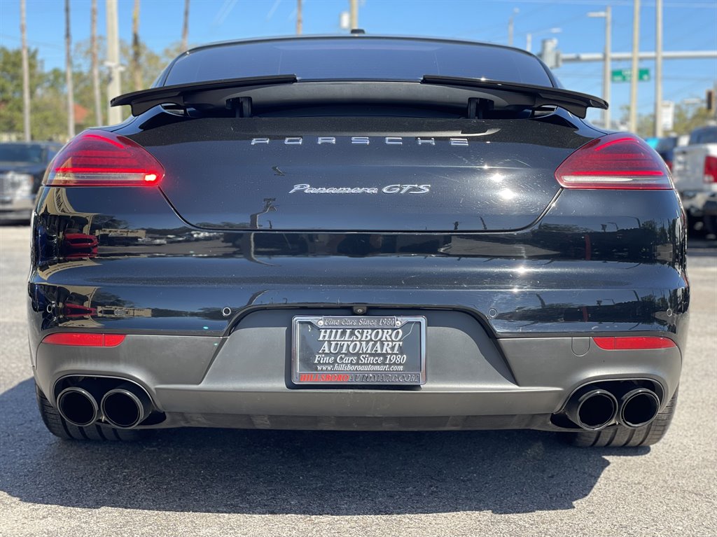 2015 Porsche Panamera GTS photo