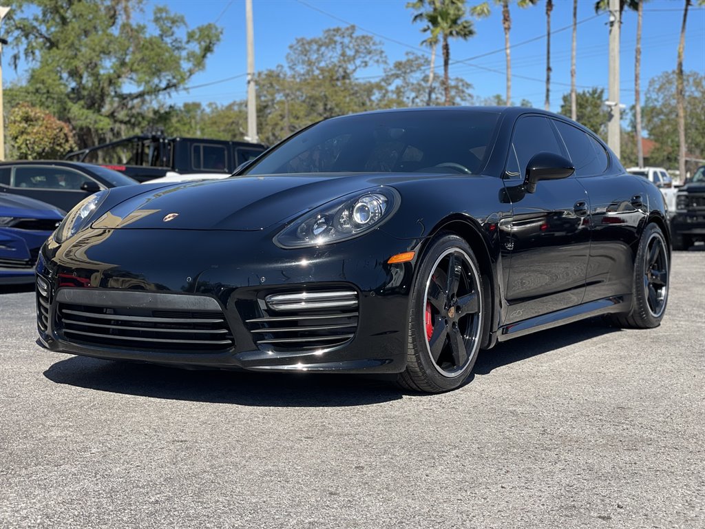 2015 Porsche Panamera GTS photo