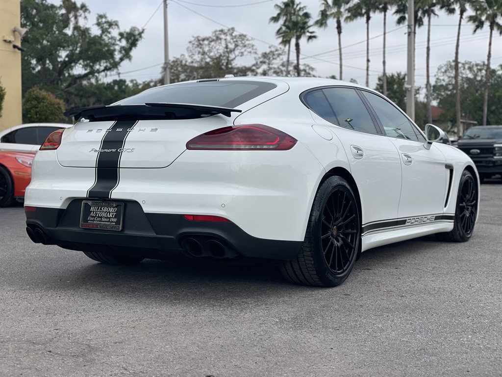 2015 Porsche Panamera GTS photo