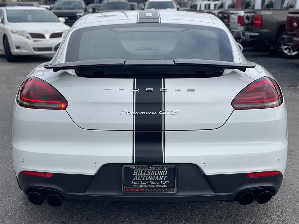 2015 Porsche Panamera GTS photo